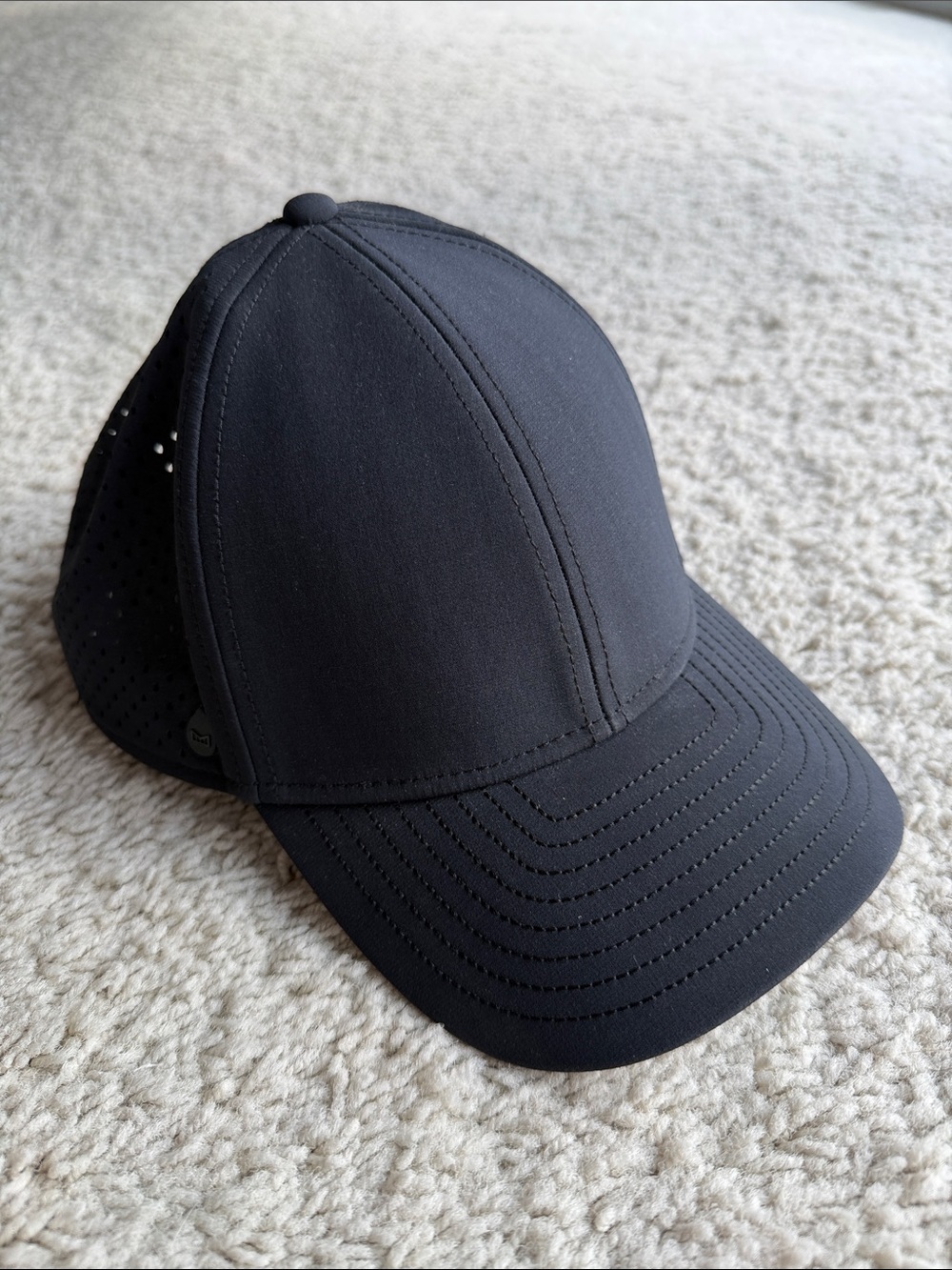 Melin HYDRO Men's Black Performance Baseball Cap